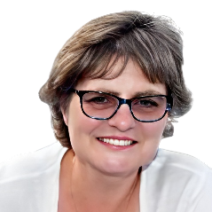Pretty_Camera_Birgit_Gartler-removebg-preview
